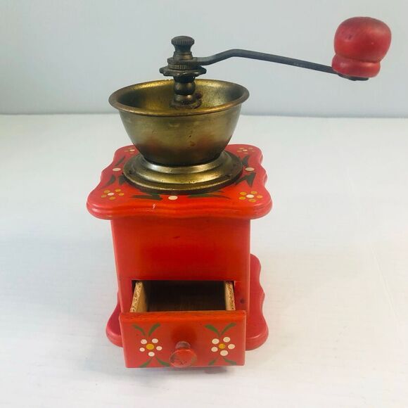vintage hand painted grinder red with flowers folkart decor kitchen grandma - Picture 11 of 14